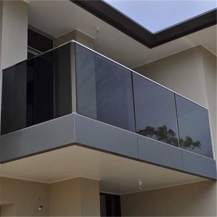 lan can kính cường lực tay inox